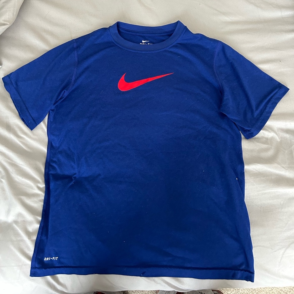 Navy blue Nike work out shirt